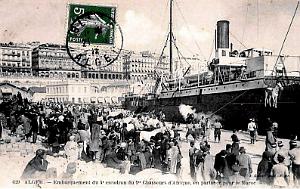 ALGER - EMBARQUEMENT CHASSEURS D'AFRIQUE POUR LE MAROC - 1911